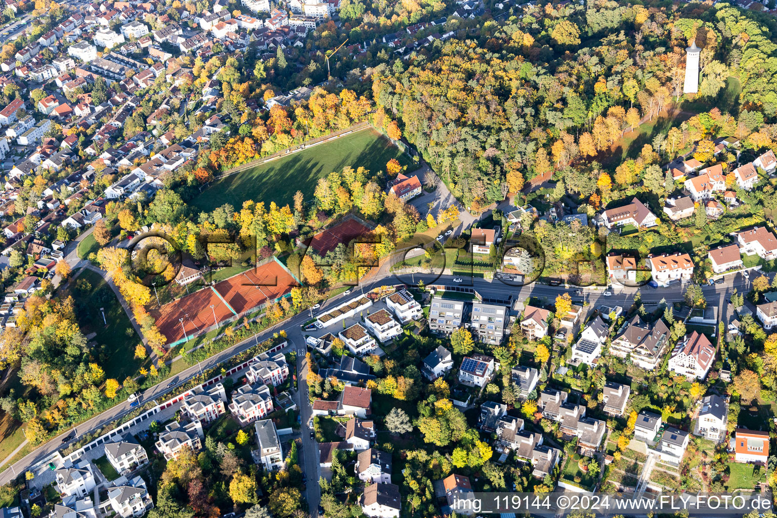 Vue aérienne de Ensemble de terrains de sport sur l'Engelbergwiesen avec département tennis SV Leonberg / Eltingen à Leonberg dans le département Bade-Wurtemberg, Allemagne