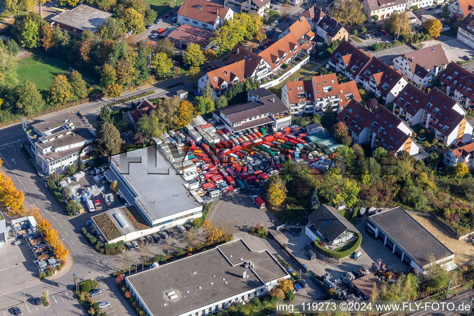 Vue aérienne de Concessionnaire automobile Brosi à Nürtingen dans le département Bade-Wurtemberg, Allemagne