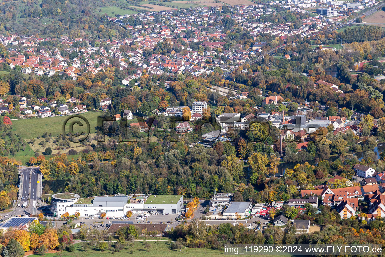 Nürtingen dans le département Bade-Wurtemberg, Allemagne depuis l'avion