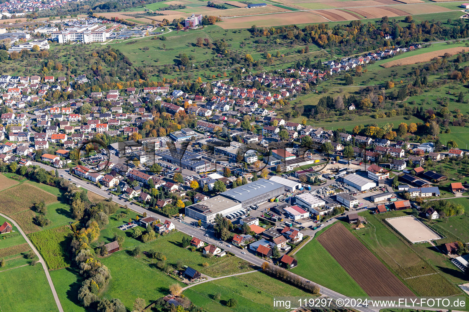 Vue aérienne de Création d'une zone commerciale et d'une entreprise avec Birk KG à Nürtingen dans le département Bade-Wurtemberg, Allemagne