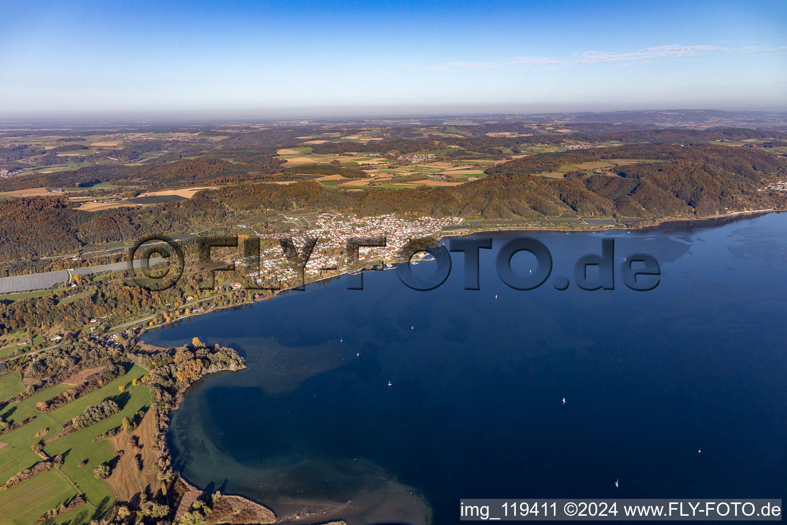 Quartier Ludwigshafen in Bodman-Ludwigshafen dans le département Bade-Wurtemberg, Allemagne du point de vue du drone