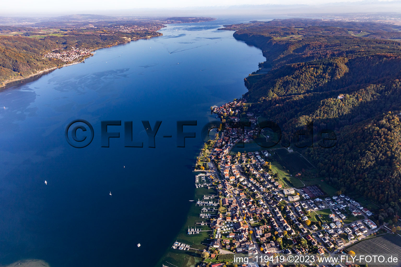 Vue aérienne de Marina - zone portuaire au bord du lac de Constance en Bodman à le quartier Bodman in Bodman-Ludwigshafen dans le département Bade-Wurtemberg, Allemagne