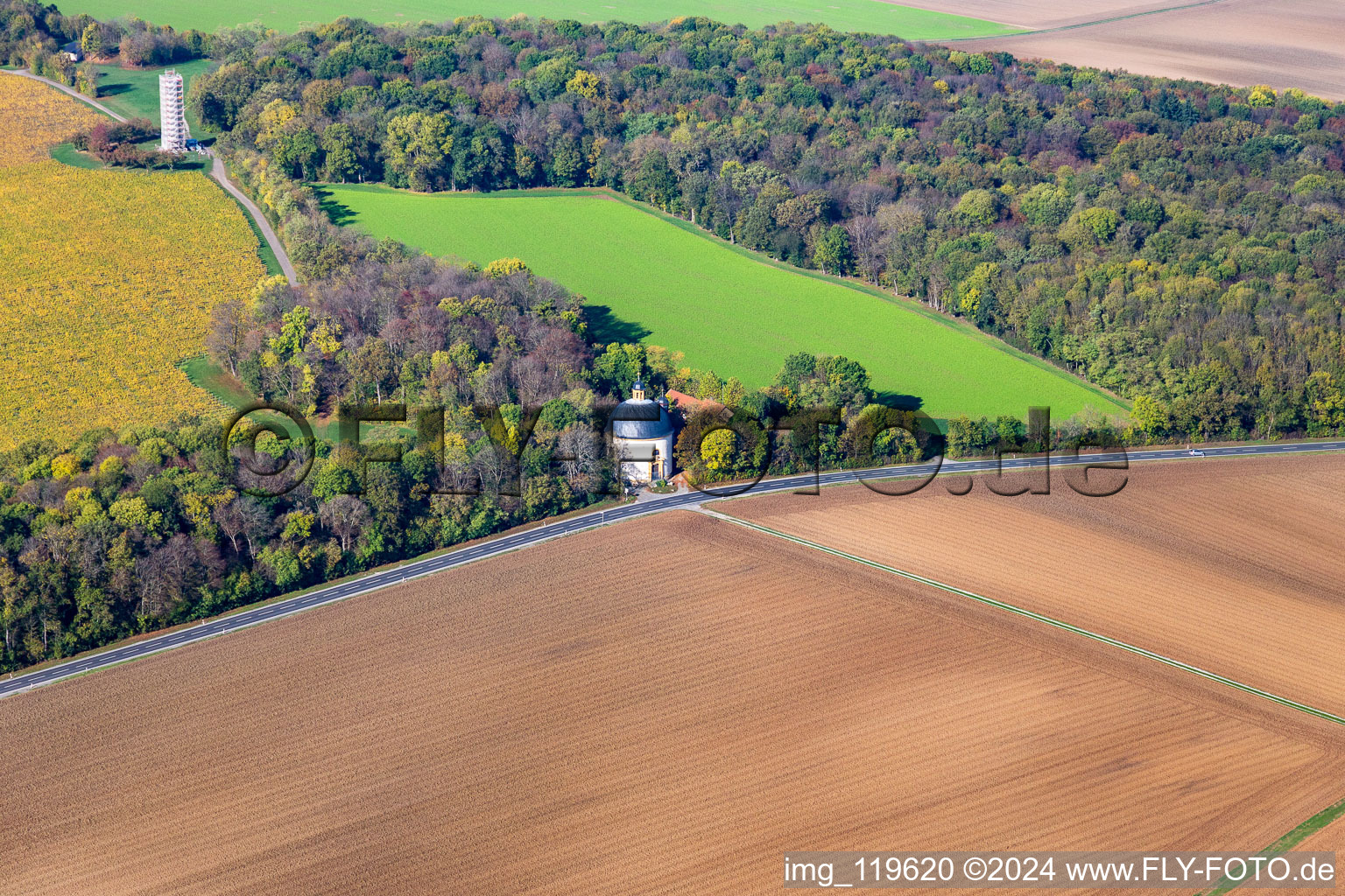 Parc du château de Gaibach à Volkach dans le département Bavière, Allemagne hors des airs