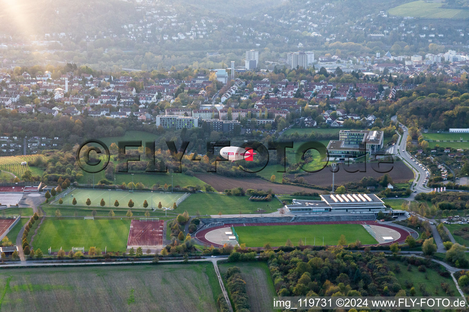 Vue aérienne de Quartier Frauenland in Würzburg dans le département Bavière, Allemagne