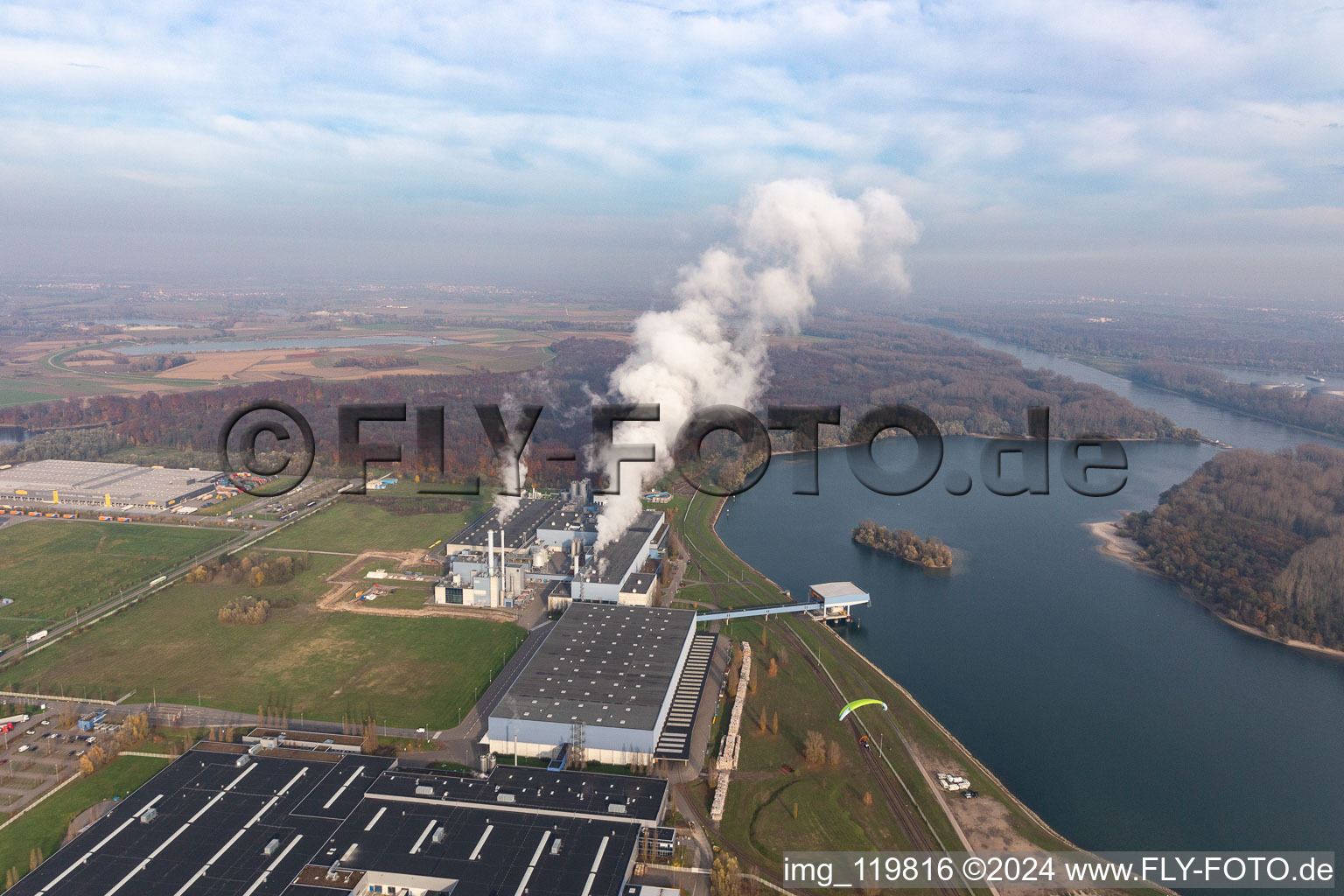 Vue oblique de Moulin à papier de palme à Wörth am Rhein dans le département Rhénanie-Palatinat, Allemagne