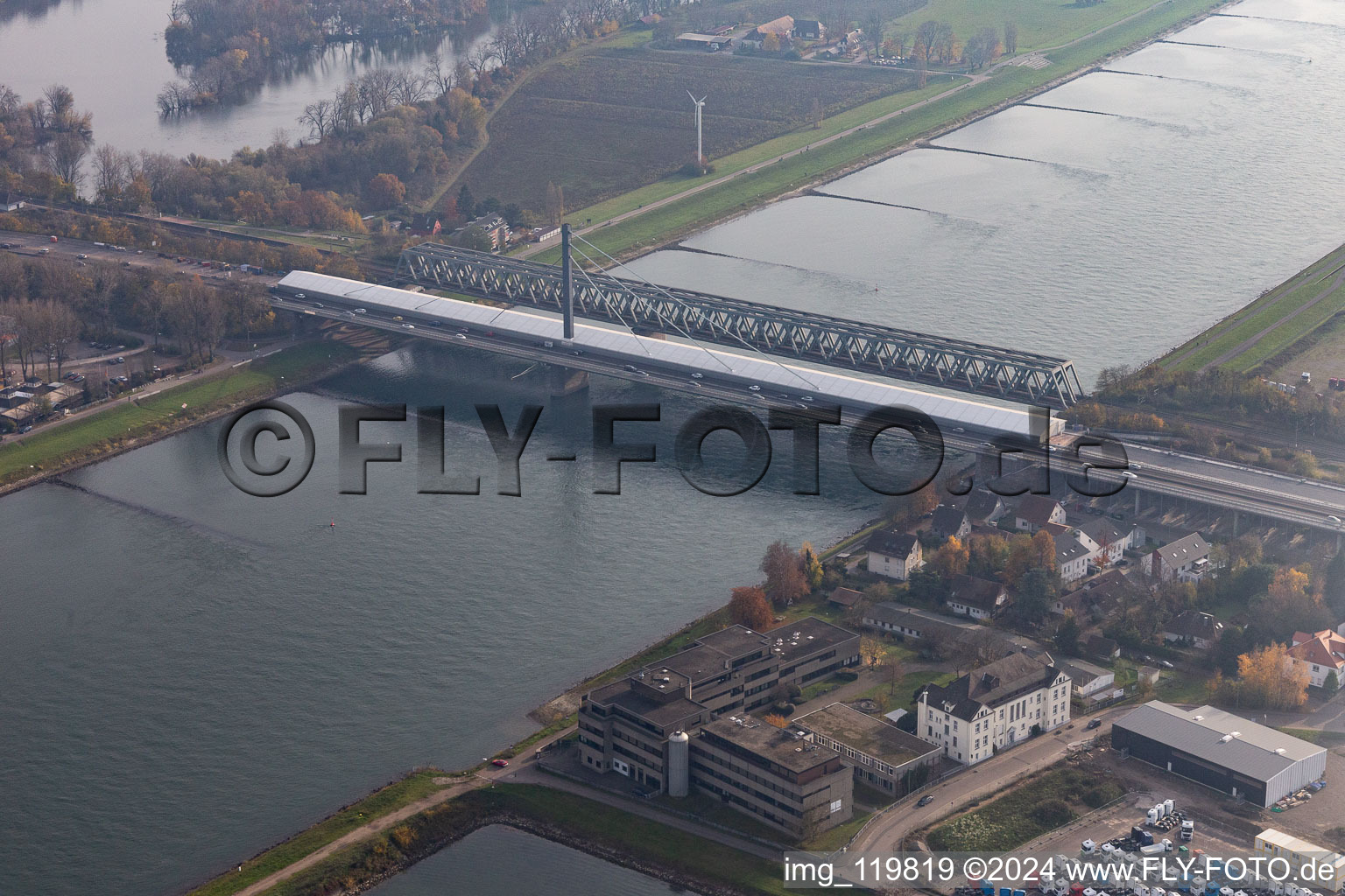 Vue aérienne de Chantier du pont sur le Rhin B10 à le quartier Maximiliansau in Wörth am Rhein dans le département Rhénanie-Palatinat, Allemagne