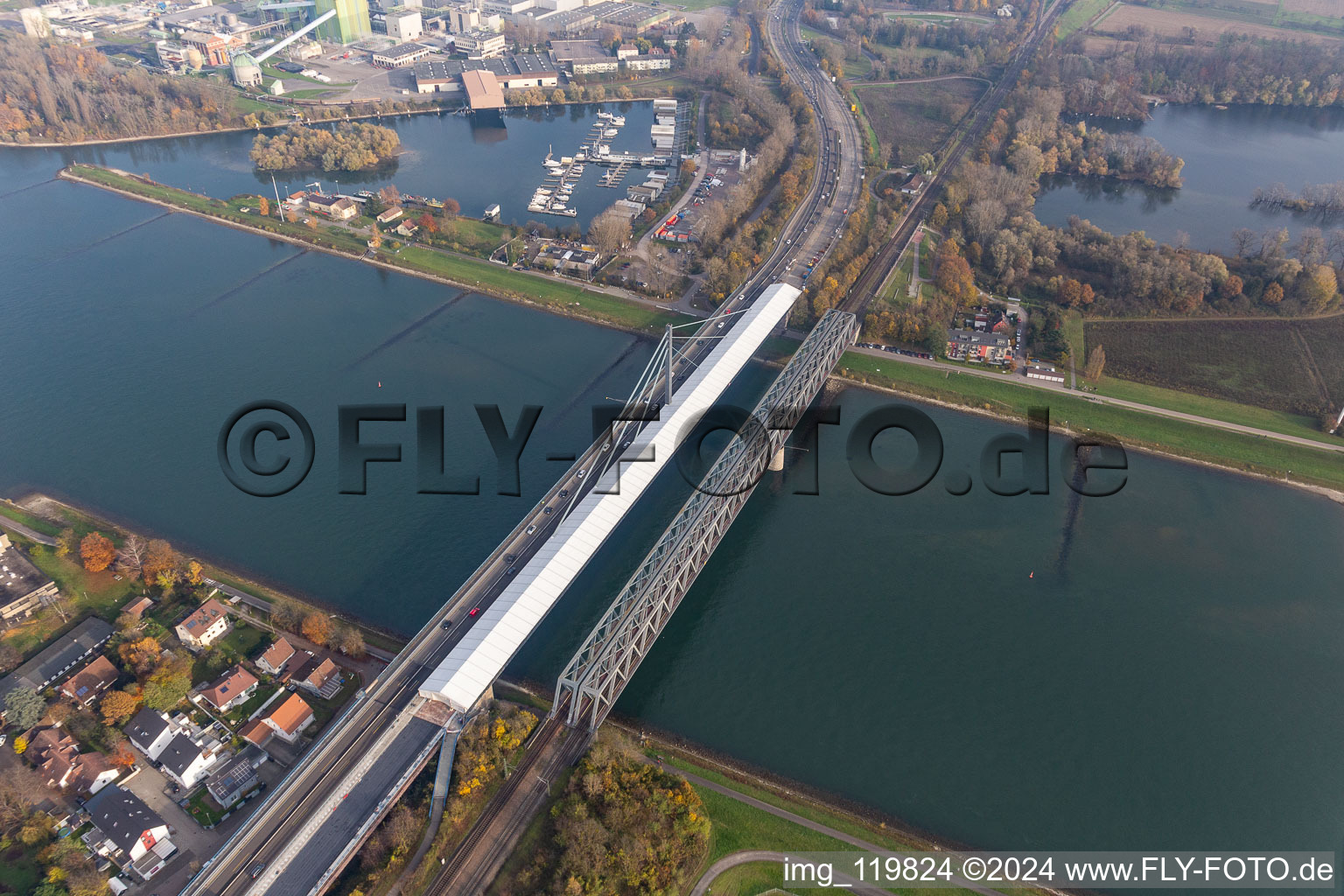 Vue aérienne de Chantier du pont sur le Rhin B10 à Wörth am Rhein dans le département Rhénanie-Palatinat, Allemagne