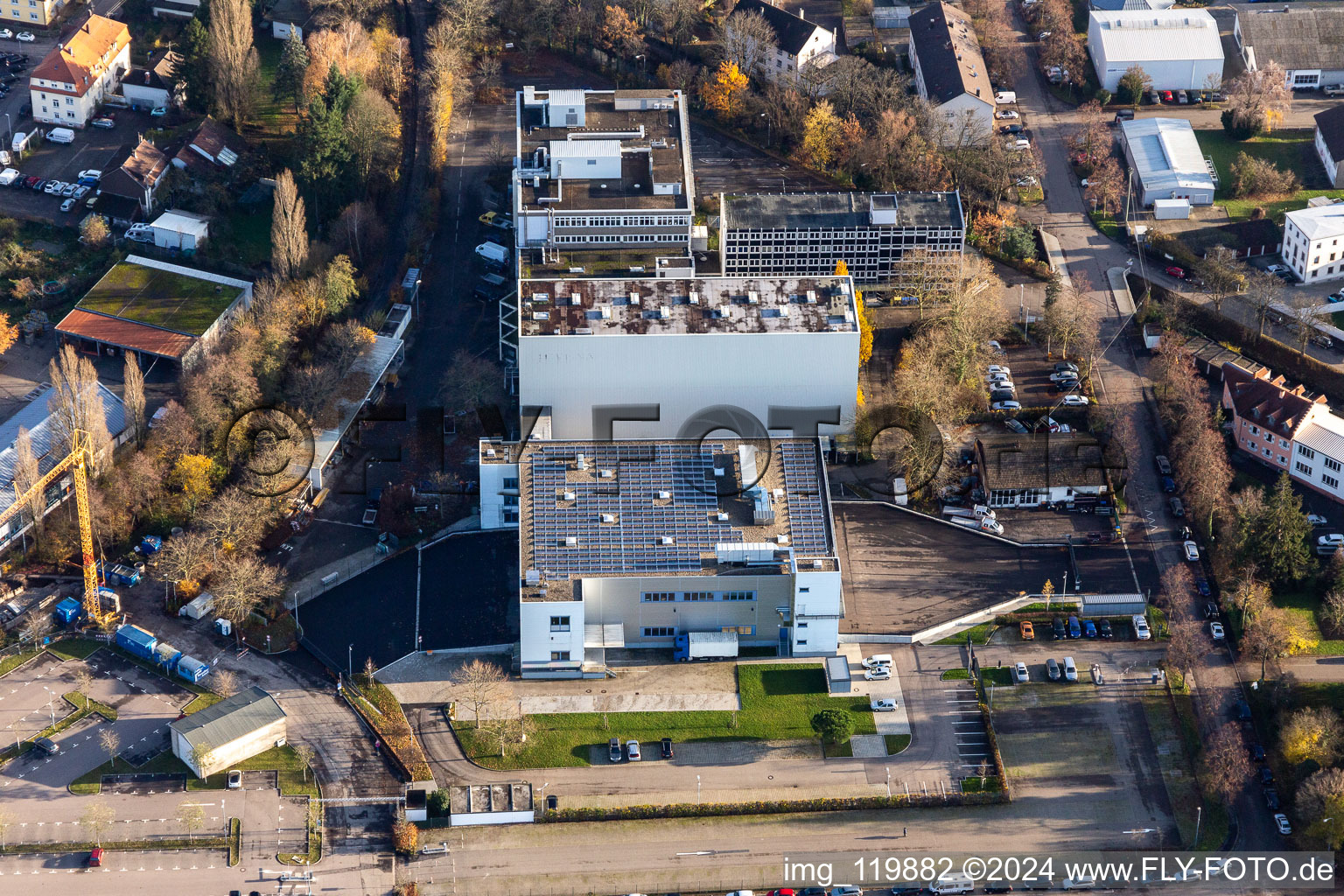 Vue aérienne de Güterbahnhofstr. à le quartier Oos in Baden-Baden dans le département Bade-Wurtemberg, Allemagne