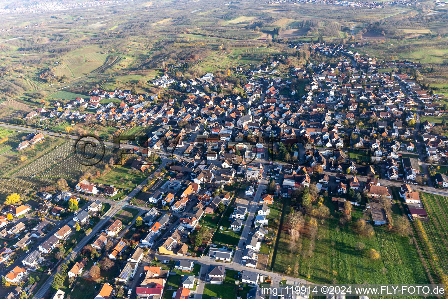 Vue aérienne de Quartier Önsbach in Achern dans le département Bade-Wurtemberg, Allemagne