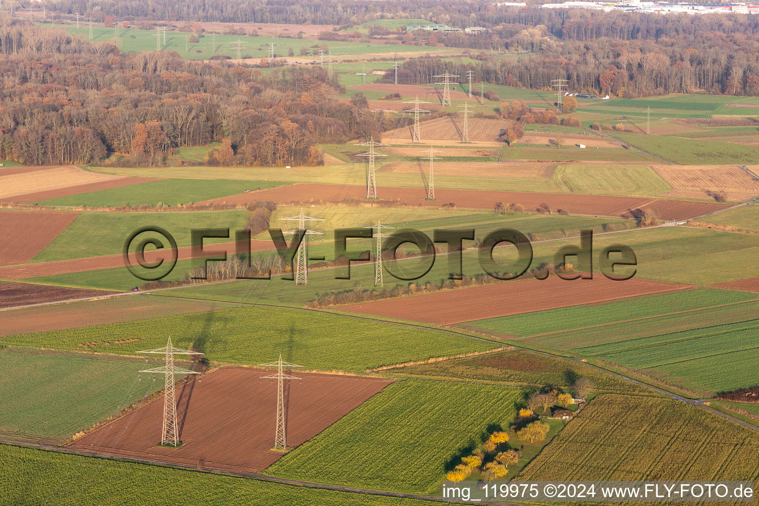 Vue aérienne de Réflecteurs sur lignes à haute tension à Offenburg dans le département Bade-Wurtemberg, Allemagne