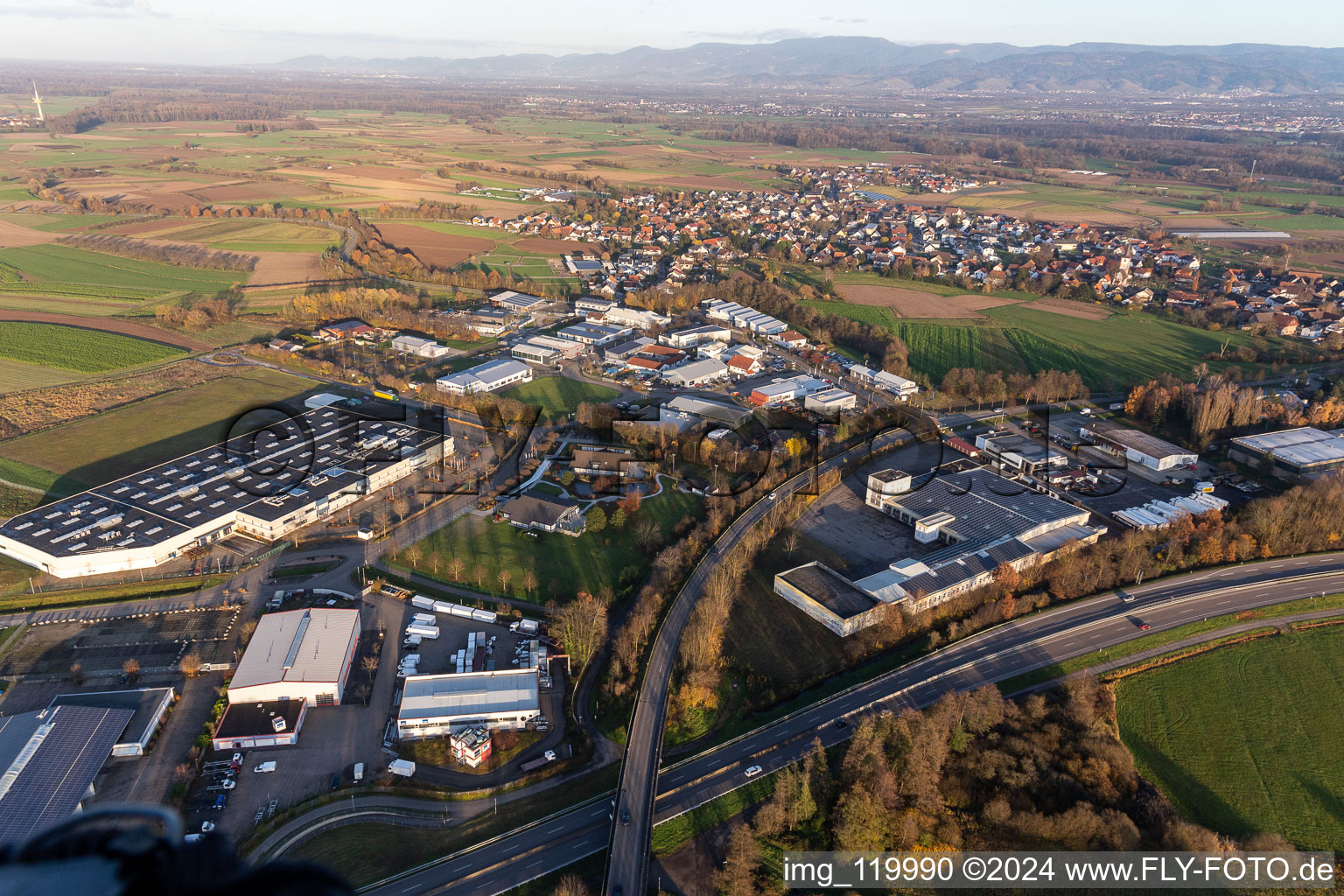 Vue aérienne de Zone industrielle Sand, Orsay à le quartier Sand in Willstätt dans le département Bade-Wurtemberg, Allemagne