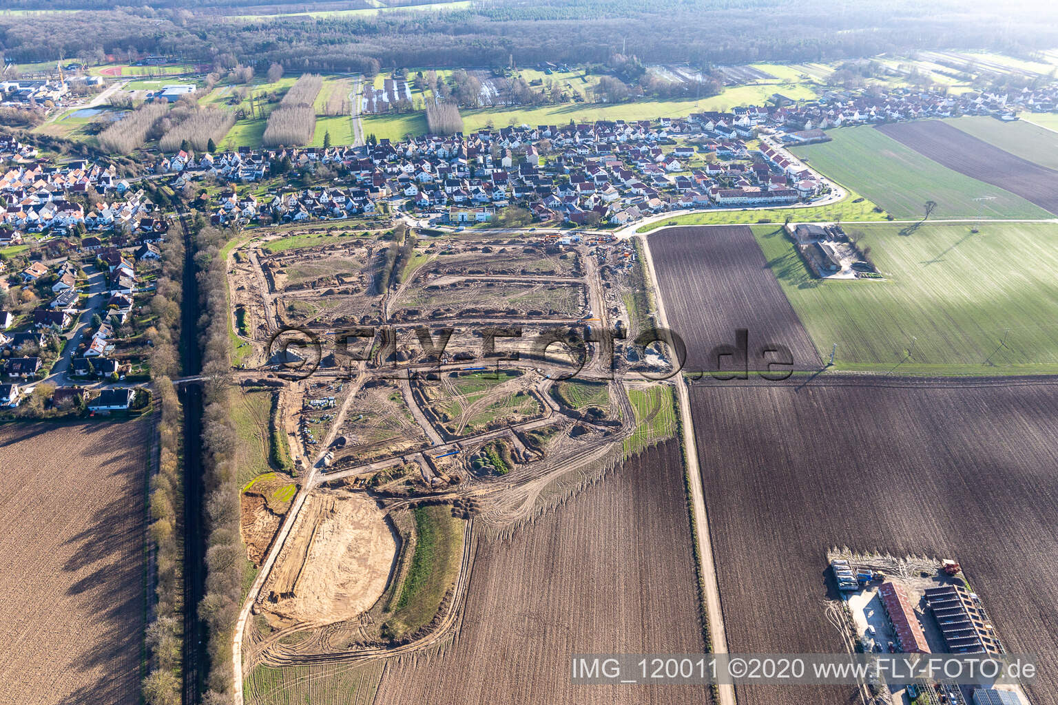 Vue aérienne de Nouvelle zone de développement Développement K2 à Kandel dans le département Rhénanie-Palatinat, Allemagne