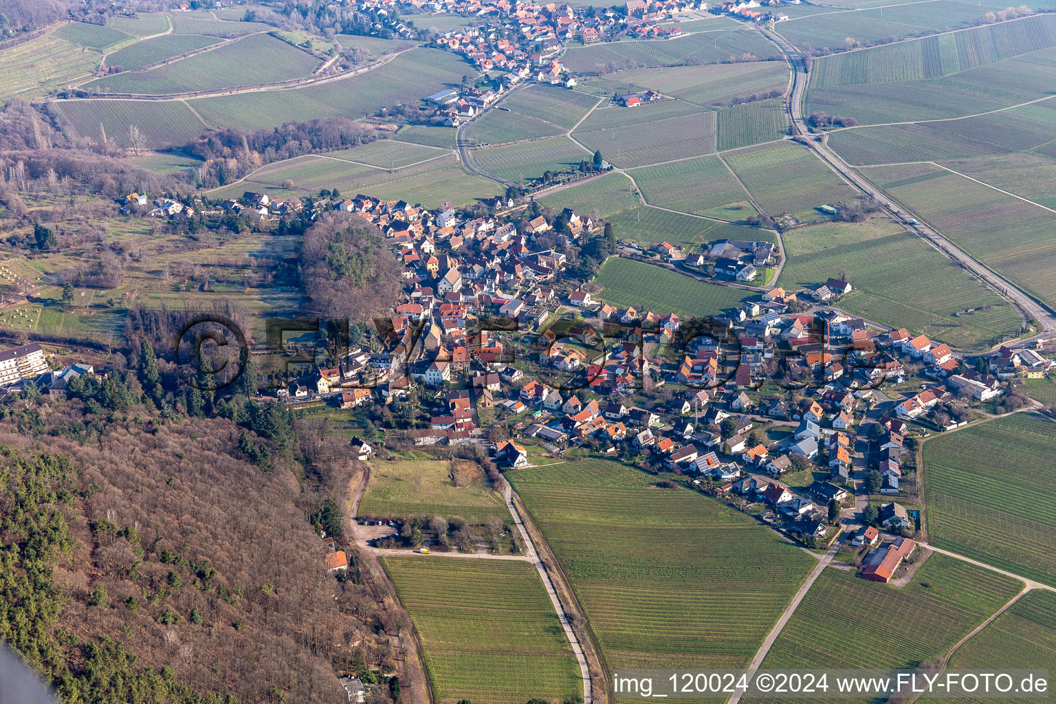 Gleisweiler dans le département Rhénanie-Palatinat, Allemagne vue d'en haut