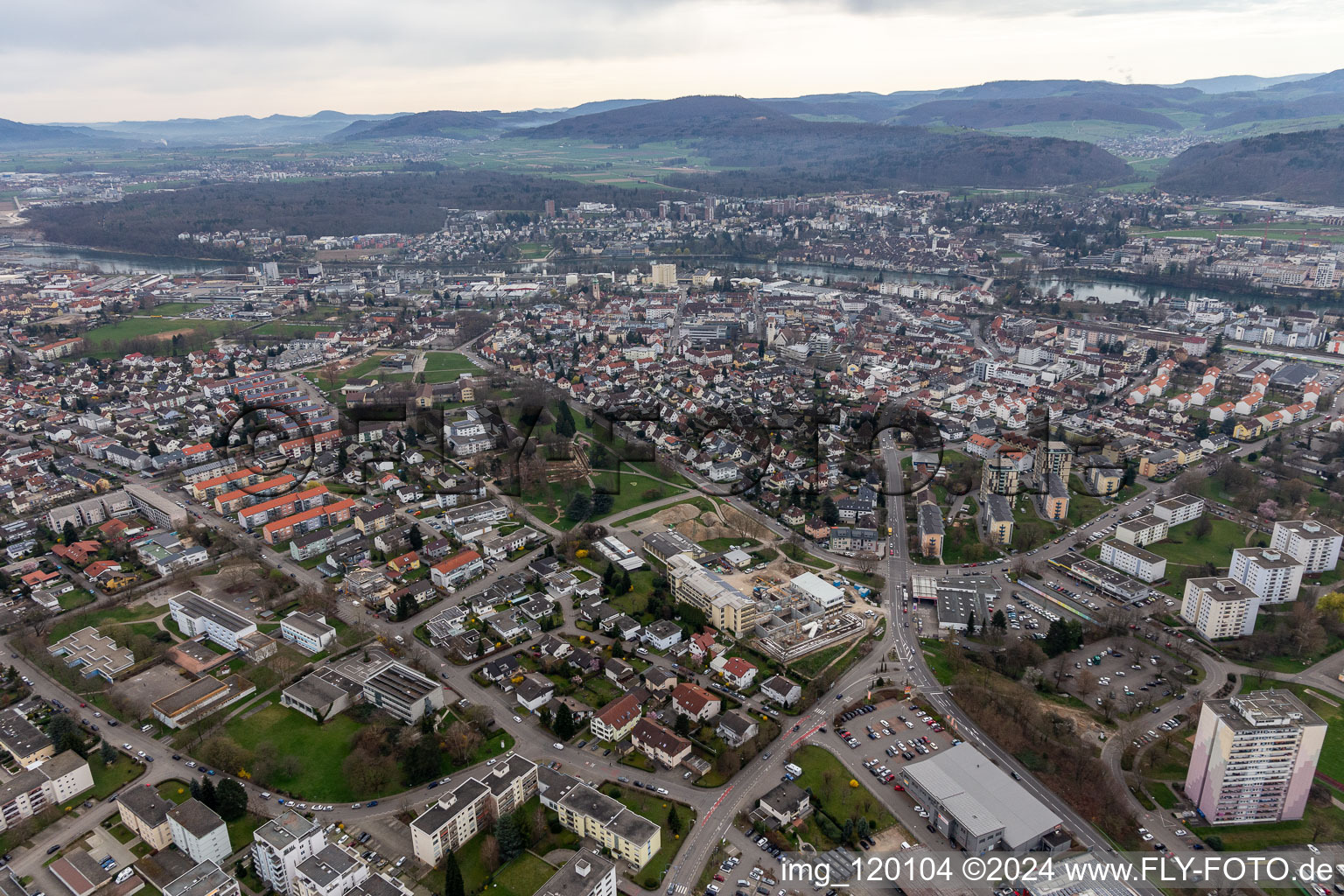 Vue aérienne de Rheinfelden dans le département Bade-Wurtemberg, Allemagne