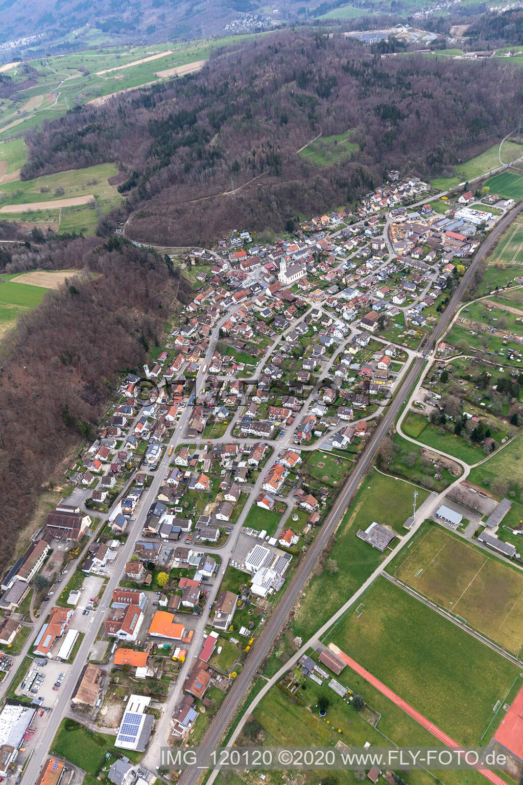 Photographie aérienne de Schwörstadt dans le département Bade-Wurtemberg, Allemagne