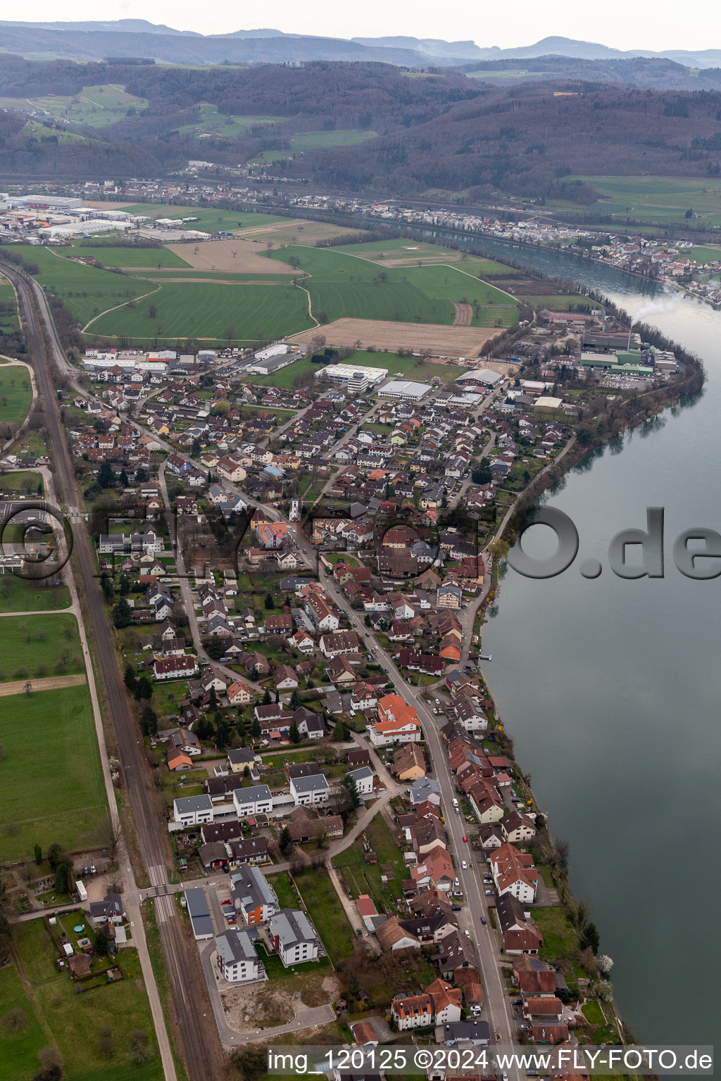 Vue aérienne de Bad Säckingen dans le département Bade-Wurtemberg, Allemagne