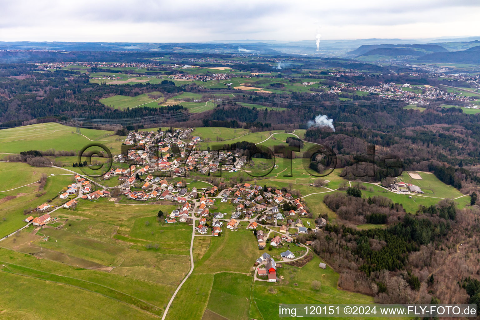 Vue aérienne de Harpolingen à Bad Säckingen dans le département Bade-Wurtemberg, Allemagne