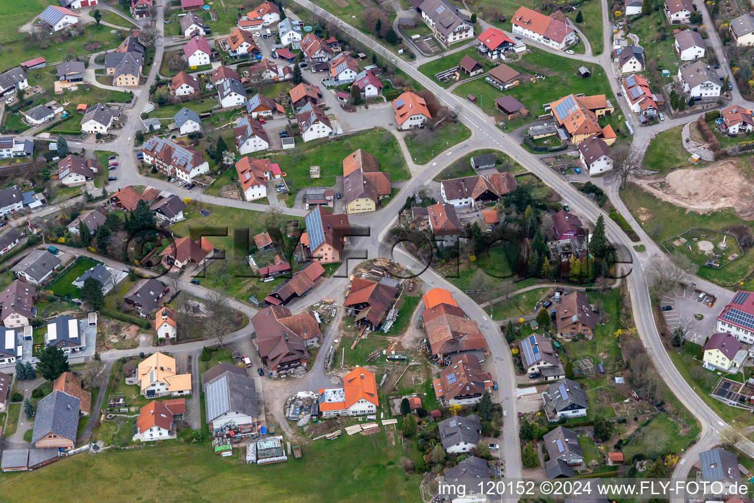 Vue aérienne de Todtmooser Straße à le quartier Rippolingen in Bad Säckingen dans le département Bade-Wurtemberg, Allemagne