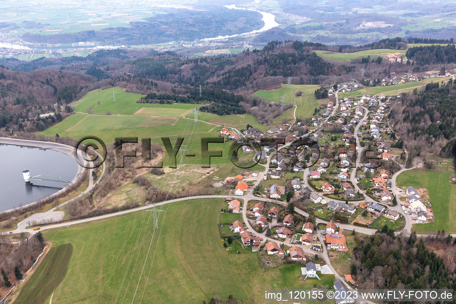 Vue aérienne de Oeuf, bassin de l'Eggberg à Rickenbach dans le département Bade-Wurtemberg, Allemagne