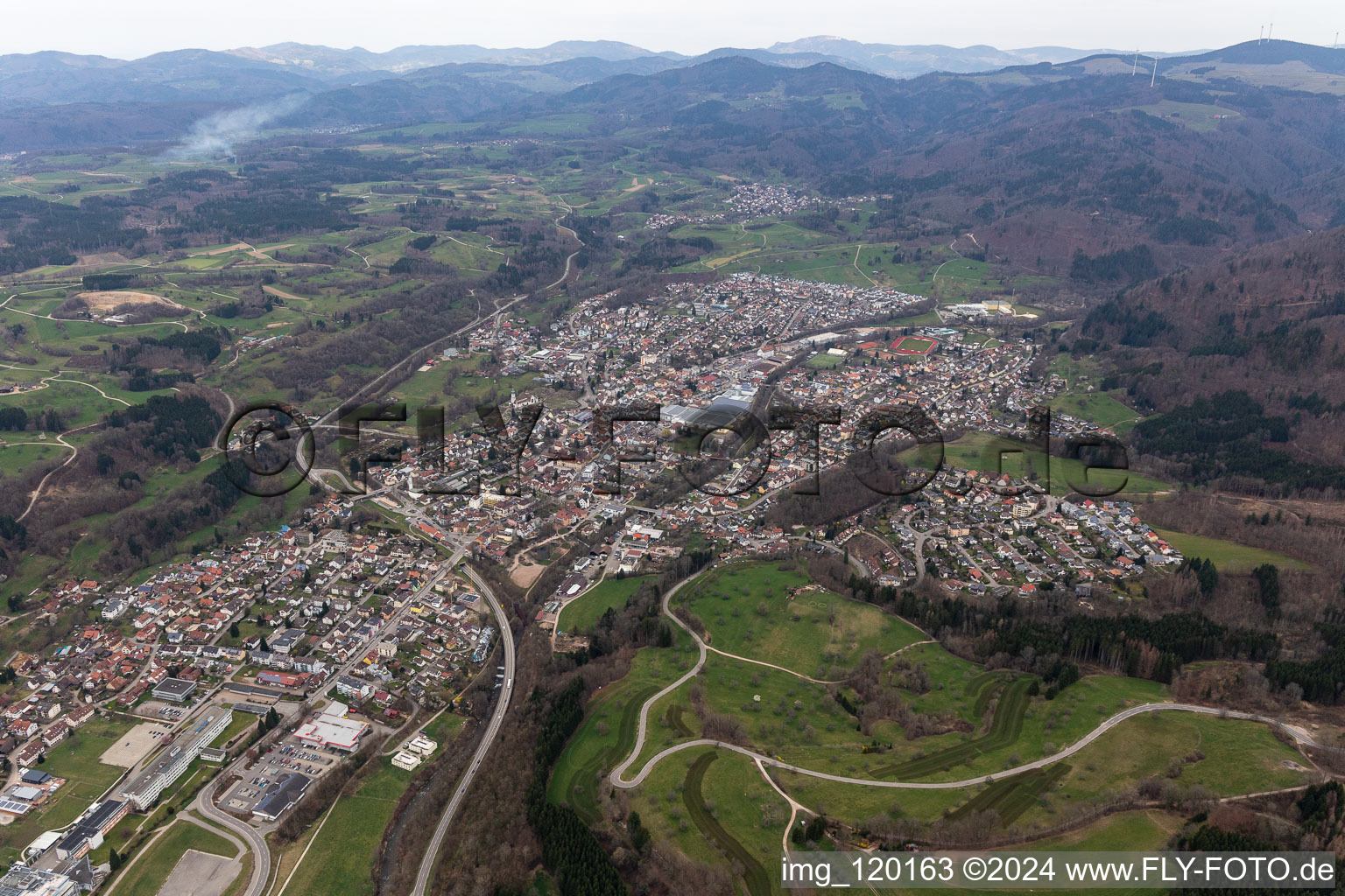 Vue aérienne de Wehr dans le département Bade-Wurtemberg, Allemagne