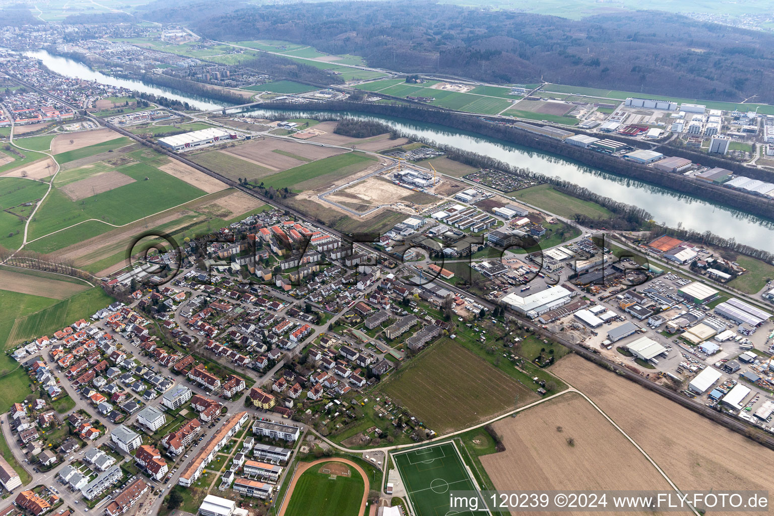 Vue aérienne de Quartier Herten in Rheinfelden dans le département Bade-Wurtemberg, Allemagne