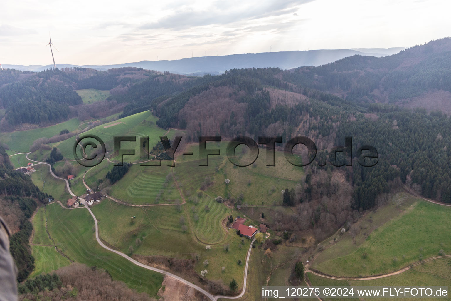 Vue aérienne de Prinzbach à Biberach dans le département Bade-Wurtemberg, Allemagne