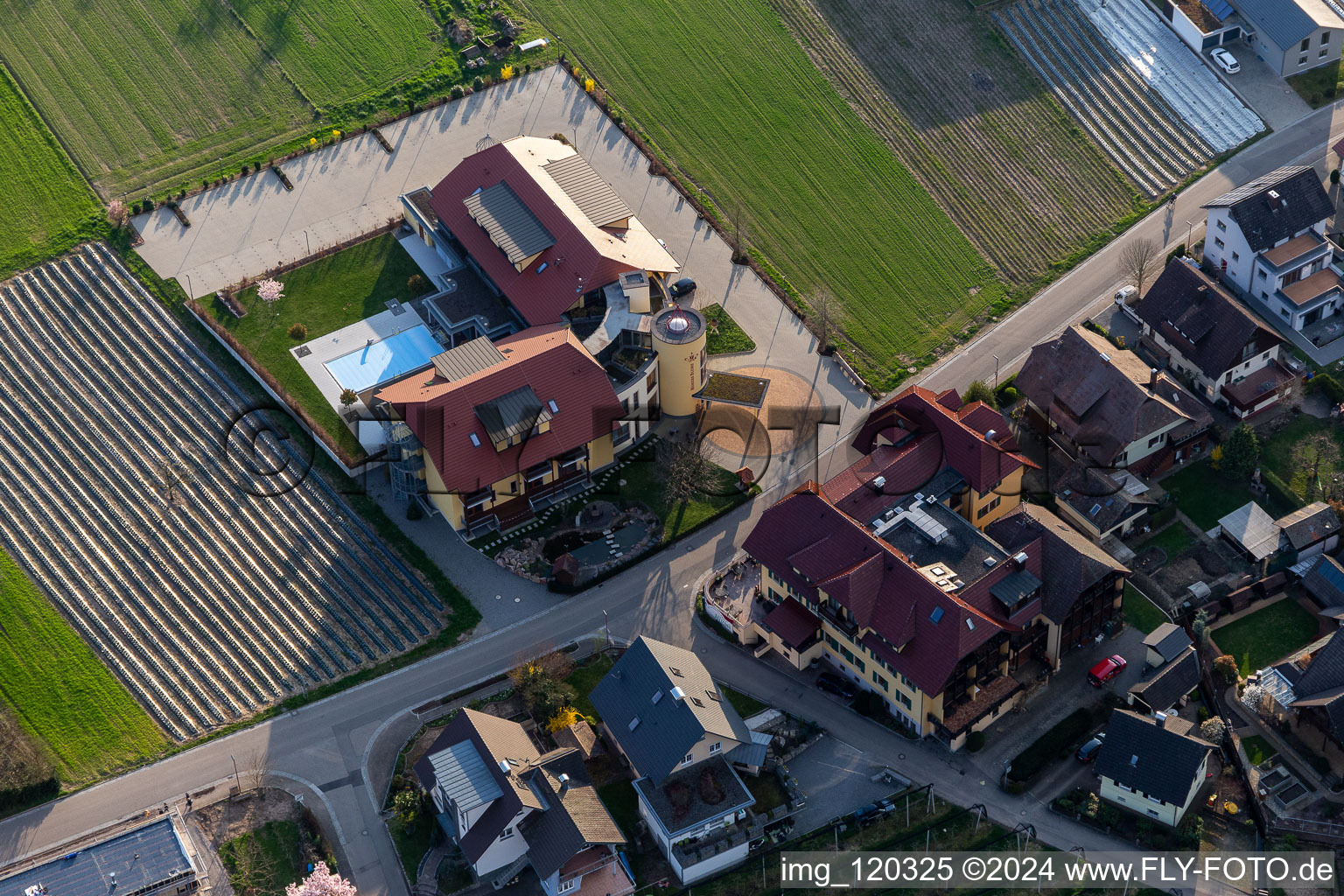 Hôtel Gasthaus Mosers Blume à le quartier Bollenbach in Haslach im Kinzigtal dans le département Bade-Wurtemberg, Allemagne d'en haut