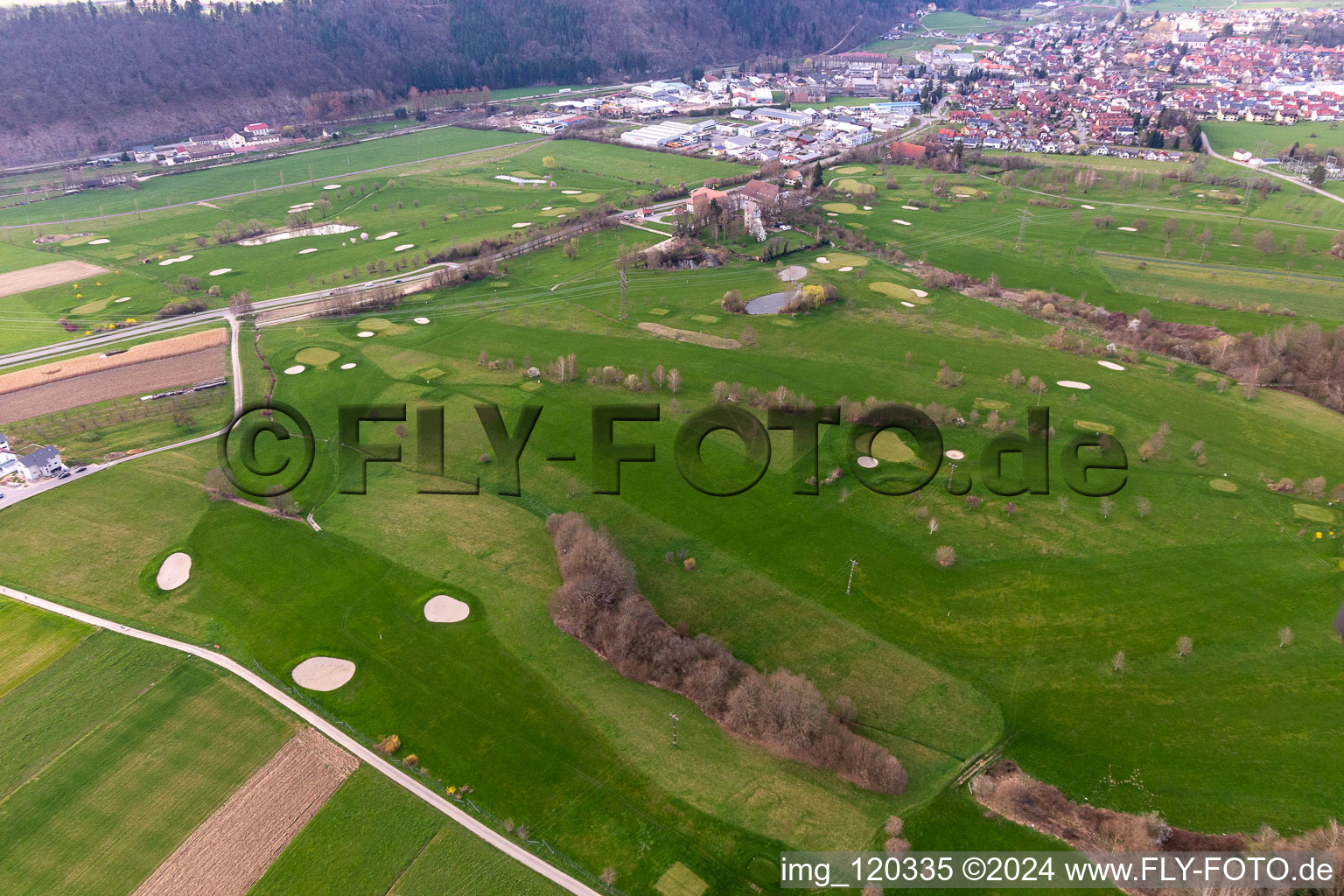 Vue aérienne de Club de golf Gröbernhof eV à Zell am Harmersbach dans le département Bade-Wurtemberg, Allemagne