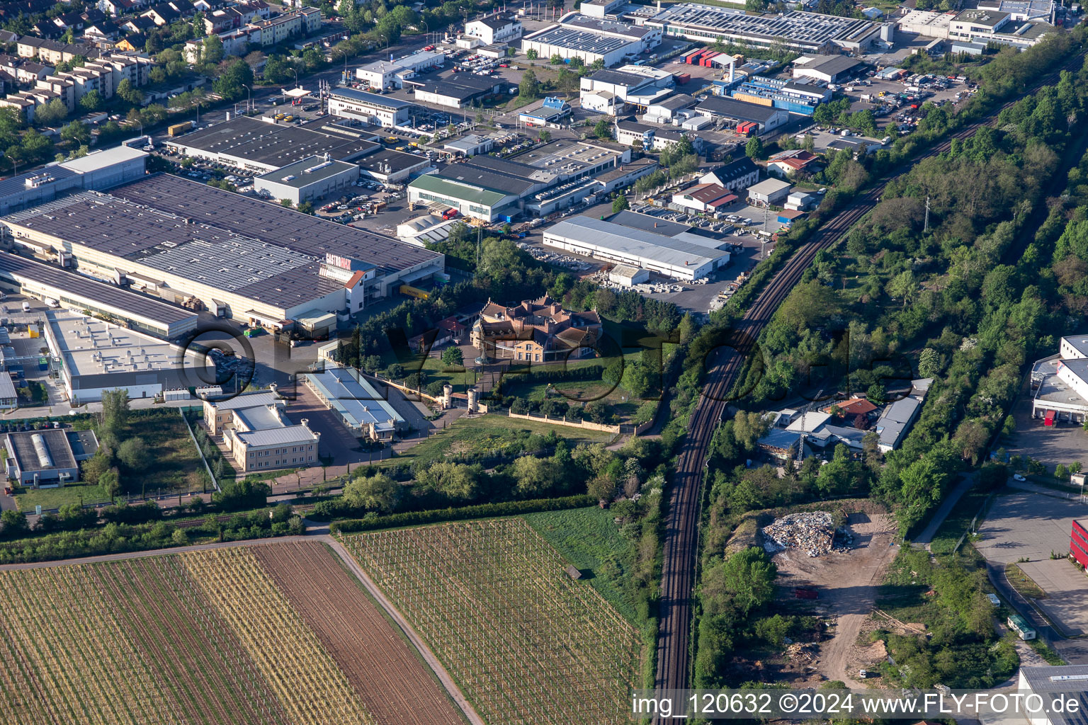 Vue aérienne de Gastromax à Landau in der Pfalz dans le département Rhénanie-Palatinat, Allemagne