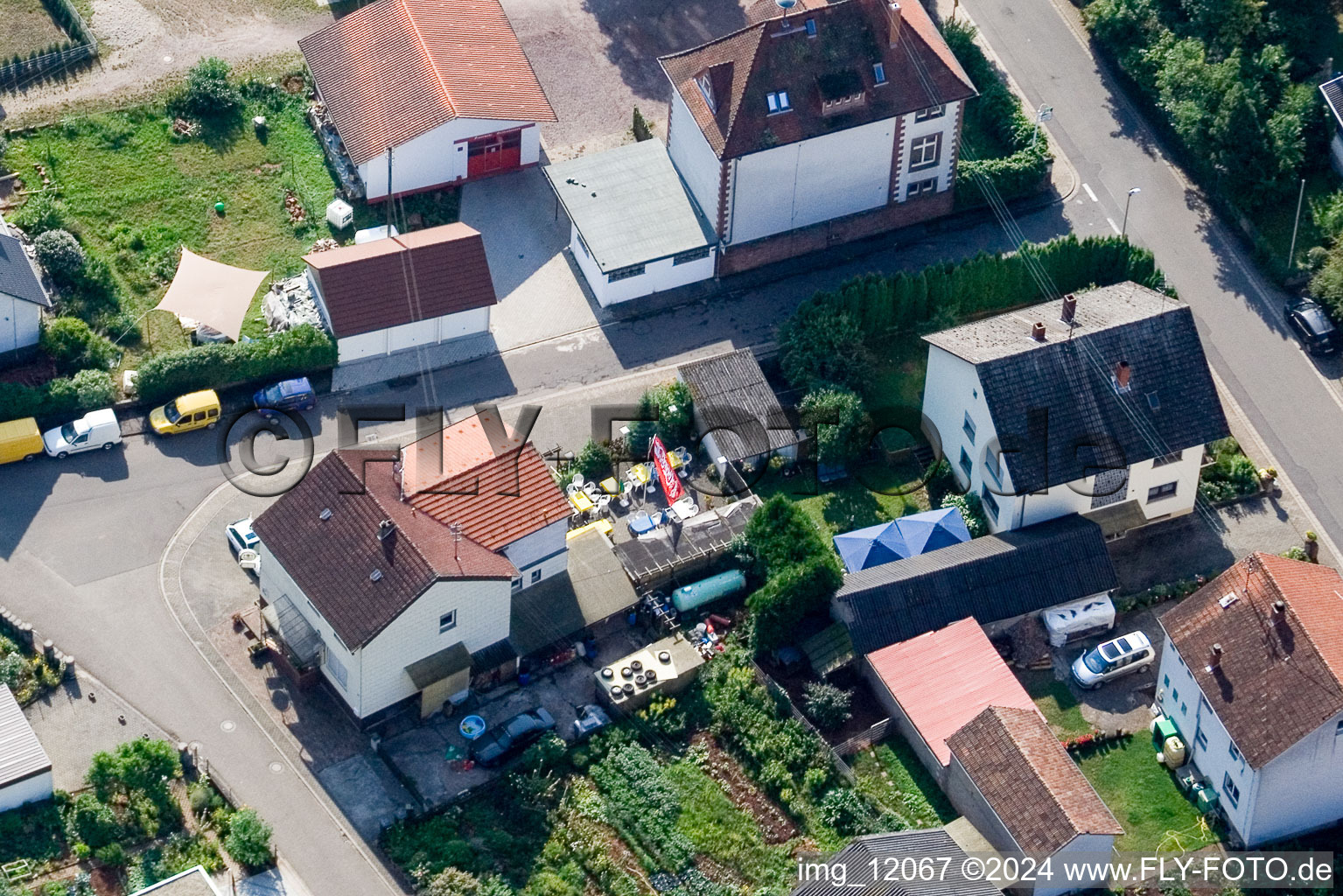 Quartier Gräfenhausen in Annweiler am Trifels dans le département Rhénanie-Palatinat, Allemagne vue d'en haut