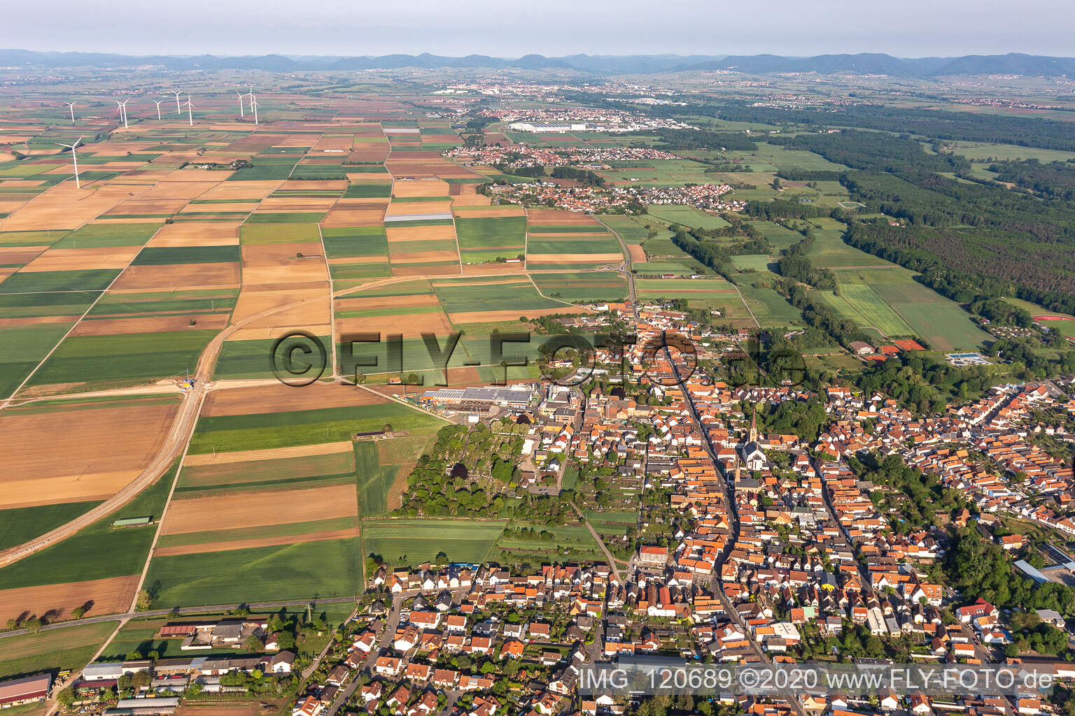 Image drone de Bellheim dans le département Rhénanie-Palatinat, Allemagne