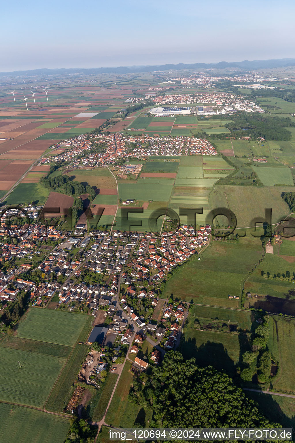 Quartier Ottersheim in Ottersheim bei Landau dans le département Rhénanie-Palatinat, Allemagne vu d'un drone