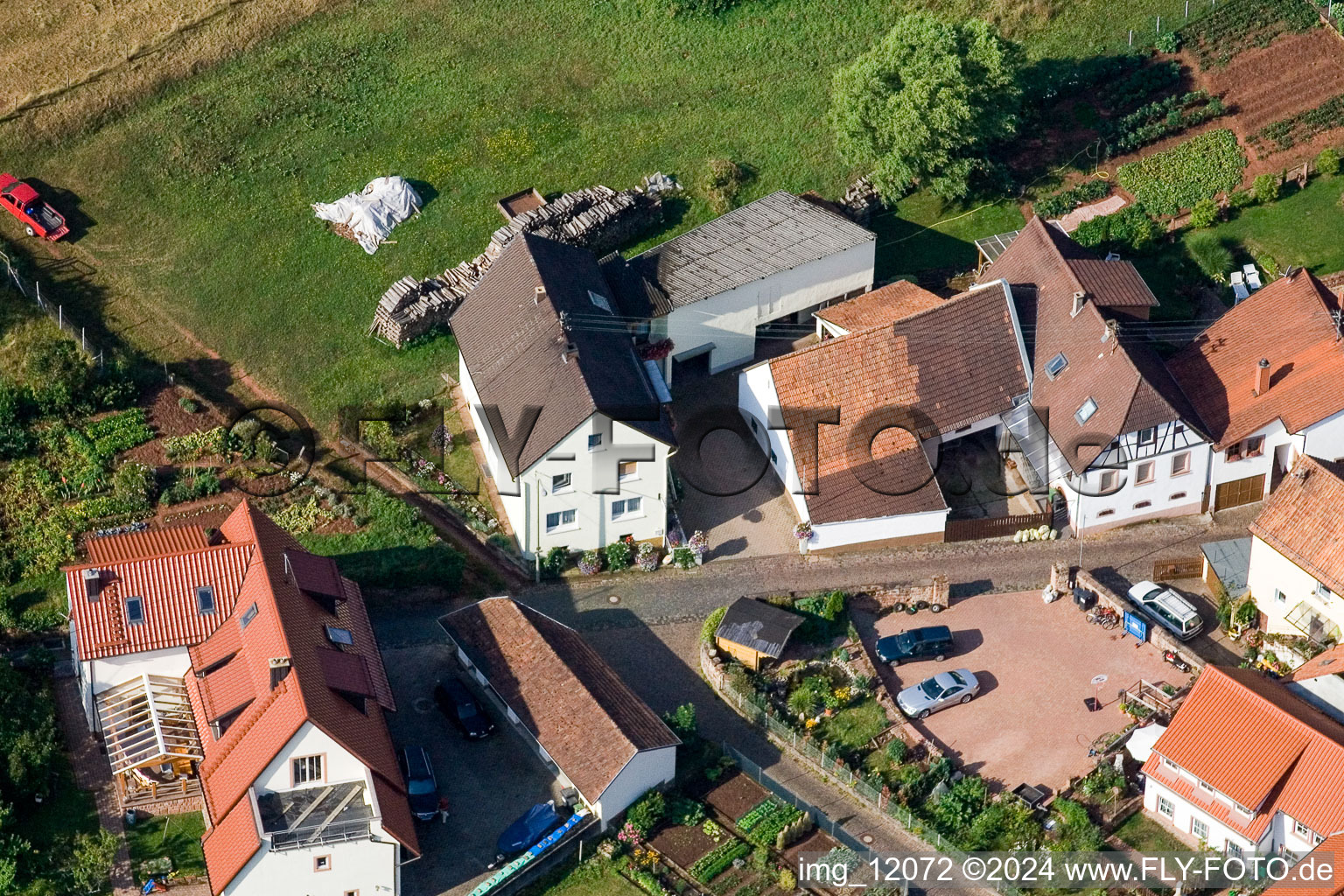 Enregistrement par drone de Quartier Gräfenhausen in Annweiler am Trifels dans le département Rhénanie-Palatinat, Allemagne