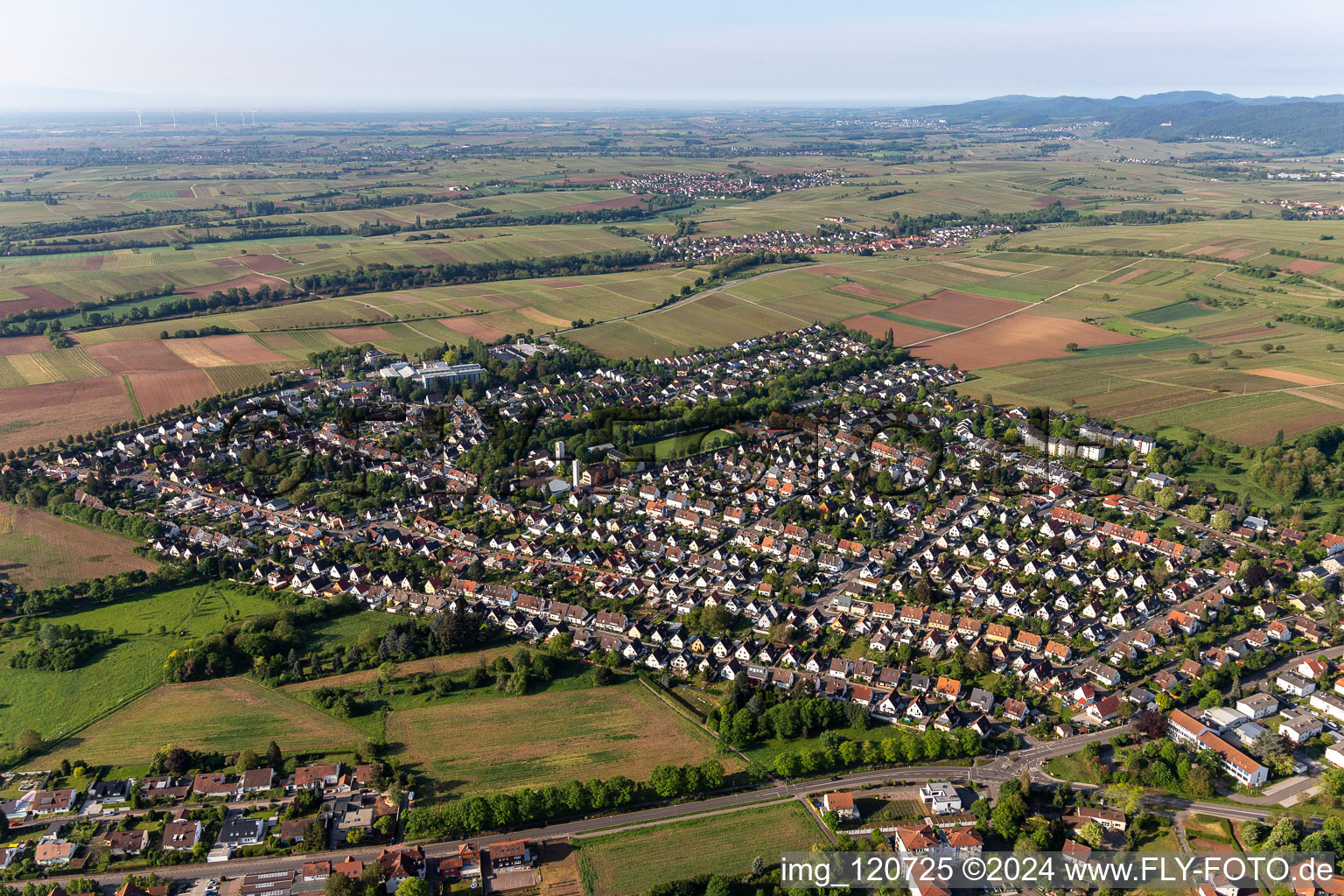 Vue d'oiseau de Landau in der Pfalz dans le département Rhénanie-Palatinat, Allemagne