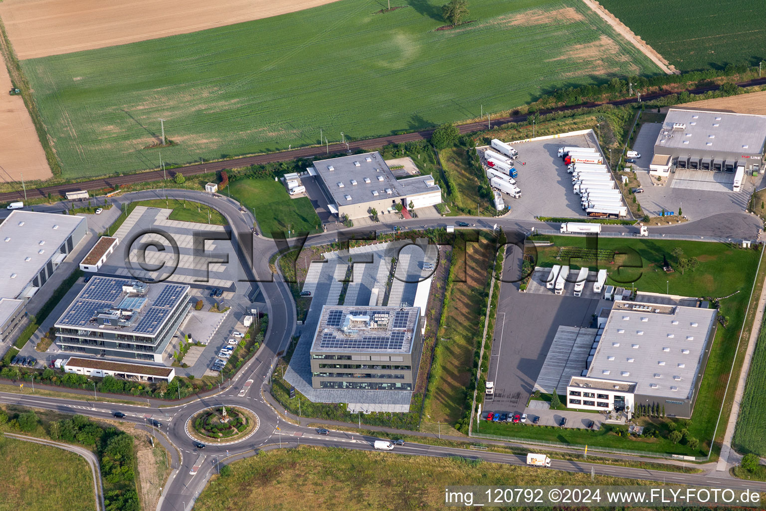 Photographie aérienne de Zone industrielle du Nord à Rülzheim dans le département Rhénanie-Palatinat, Allemagne