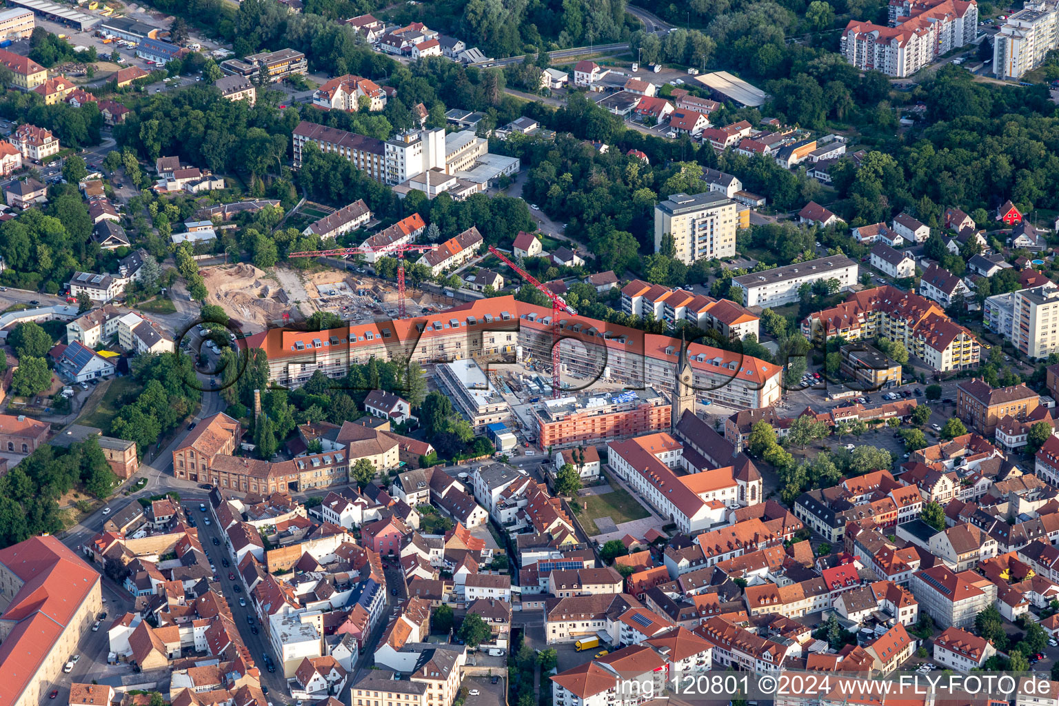 Vue aérienne de À la Stengelkaserne à Germersheim dans le département Rhénanie-Palatinat, Allemagne