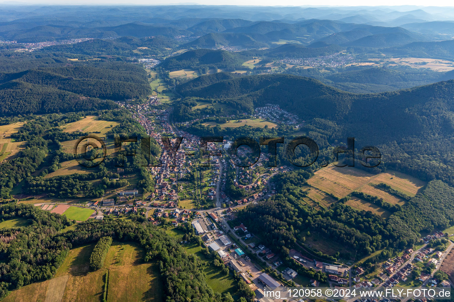 Bruchweiler-Bärenbach dans le département Rhénanie-Palatinat, Allemagne vue d'en haut