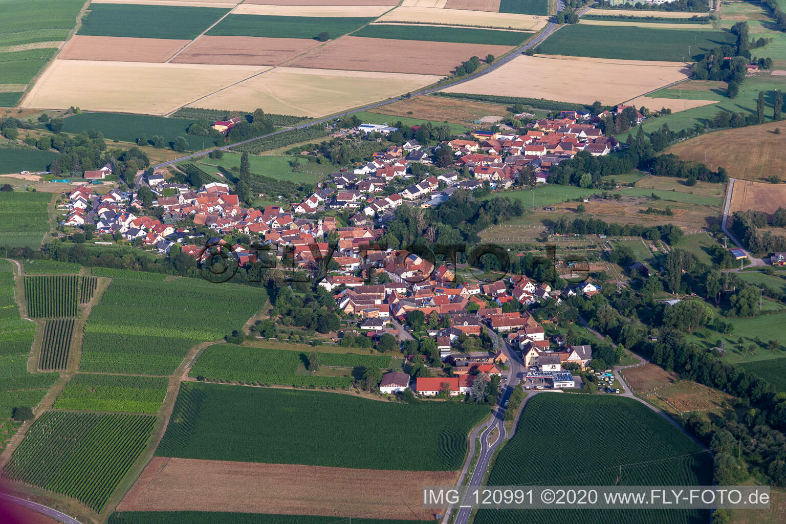 Oberhausen dans le département Rhénanie-Palatinat, Allemagne depuis l'avion