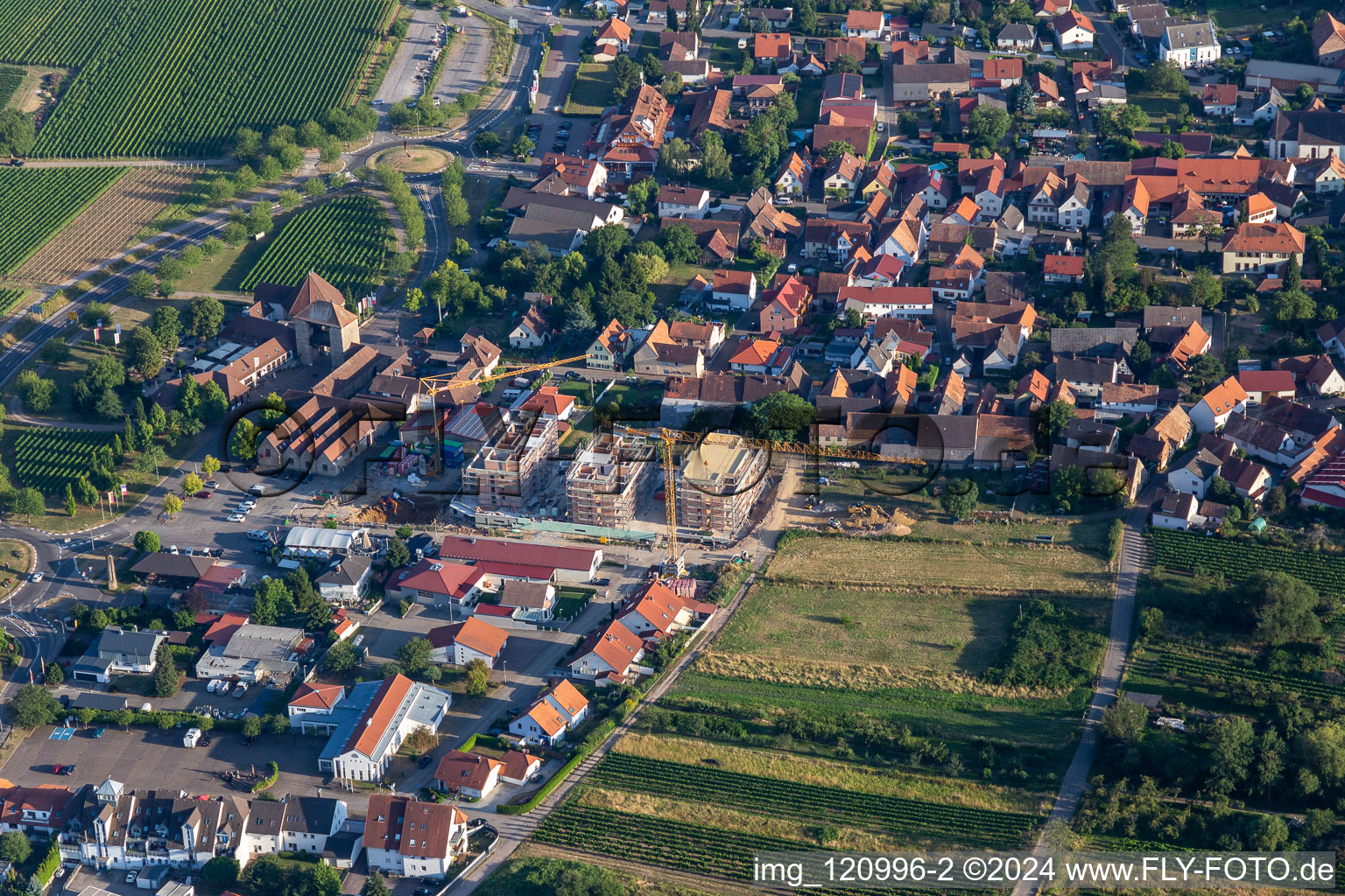 Quartier Schweigen in Schweigen-Rechtenbach dans le département Rhénanie-Palatinat, Allemagne d'en haut