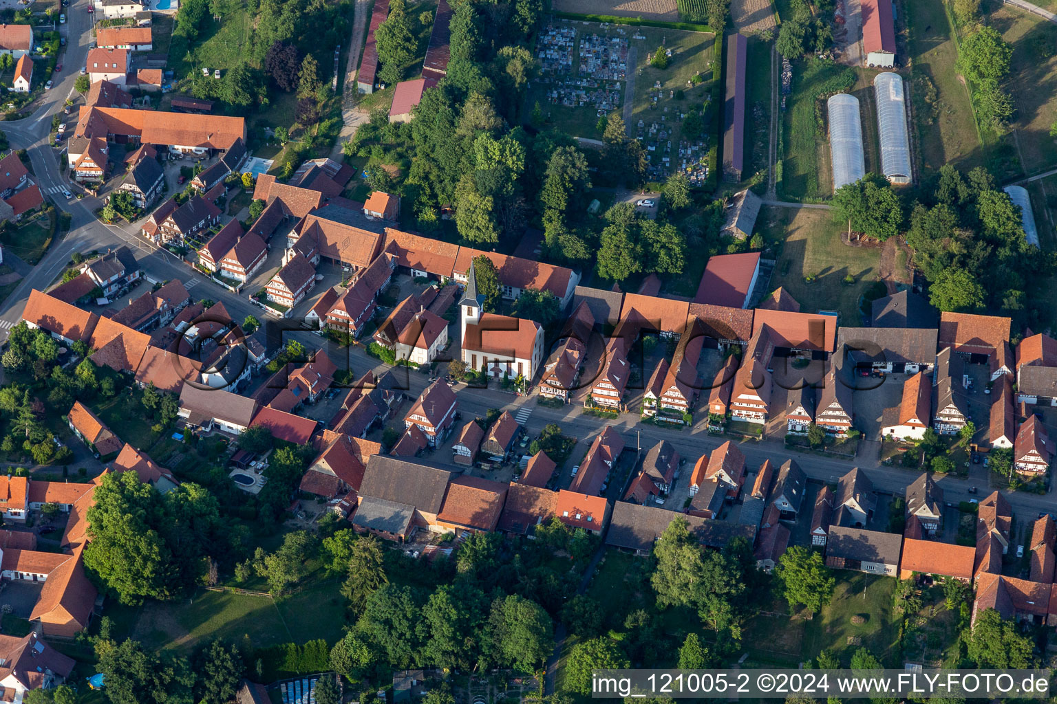 Enregistrement par drone de Seebach dans le département Bas Rhin, France