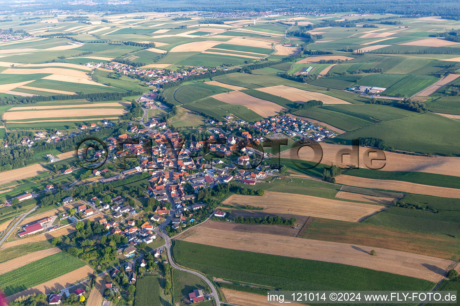 Vue d'oiseau de Trimbach dans le département Bas Rhin, France