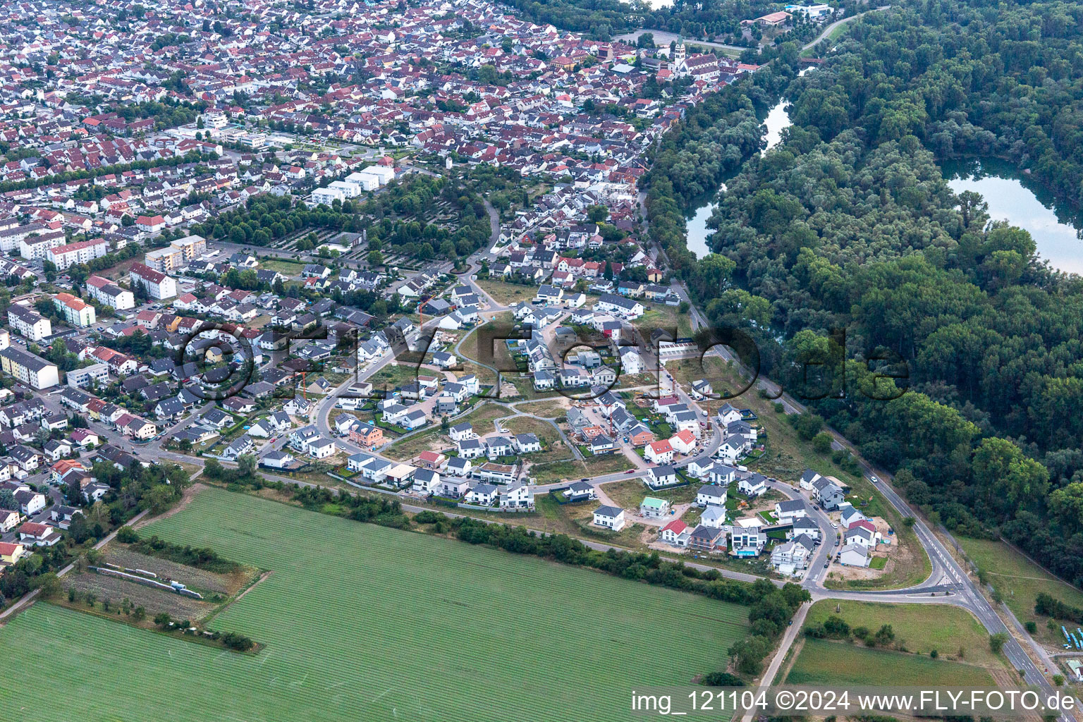 Ketsch dans le département Bade-Wurtemberg, Allemagne vue du ciel