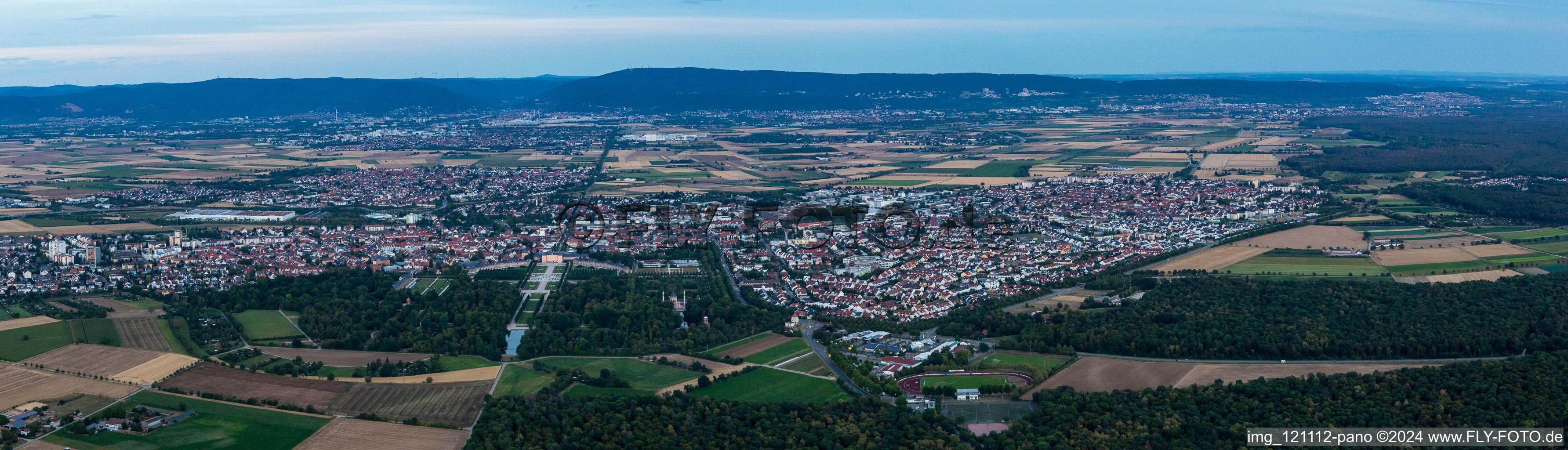 Vue aérienne de Panorama à Schwetzingen dans le département Bade-Wurtemberg, Allemagne