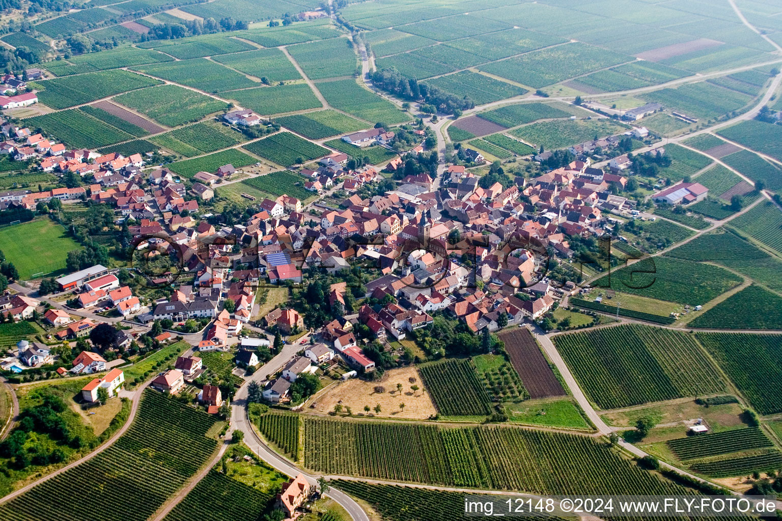 Vue oblique de Frankweiler dans le département Rhénanie-Palatinat, Allemagne