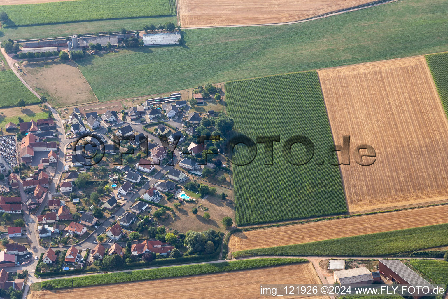 Vue aérienne de Hamlet à Schleithal dans le département Bas Rhin, France