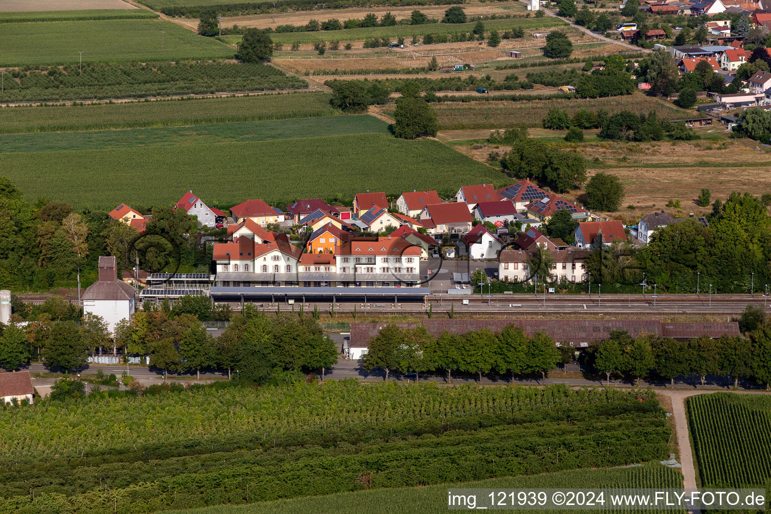 Photographie aérienne de Gare à Winden dans le département Rhénanie-Palatinat, Allemagne