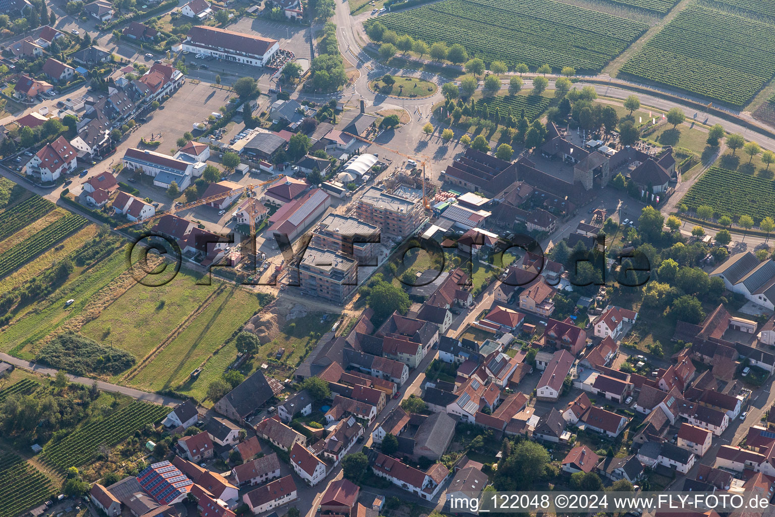 Vue aérienne de Chantier Sylvanerstr à le quartier Schweigen in Schweigen-Rechtenbach dans le département Rhénanie-Palatinat, Allemagne