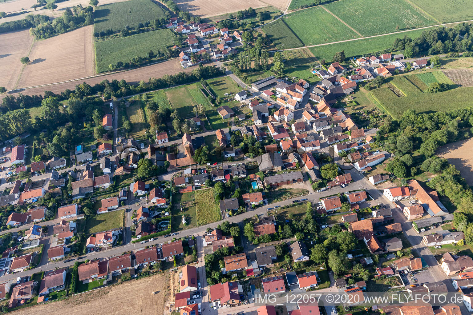 Image drone de Niederotterbach dans le département Rhénanie-Palatinat, Allemagne