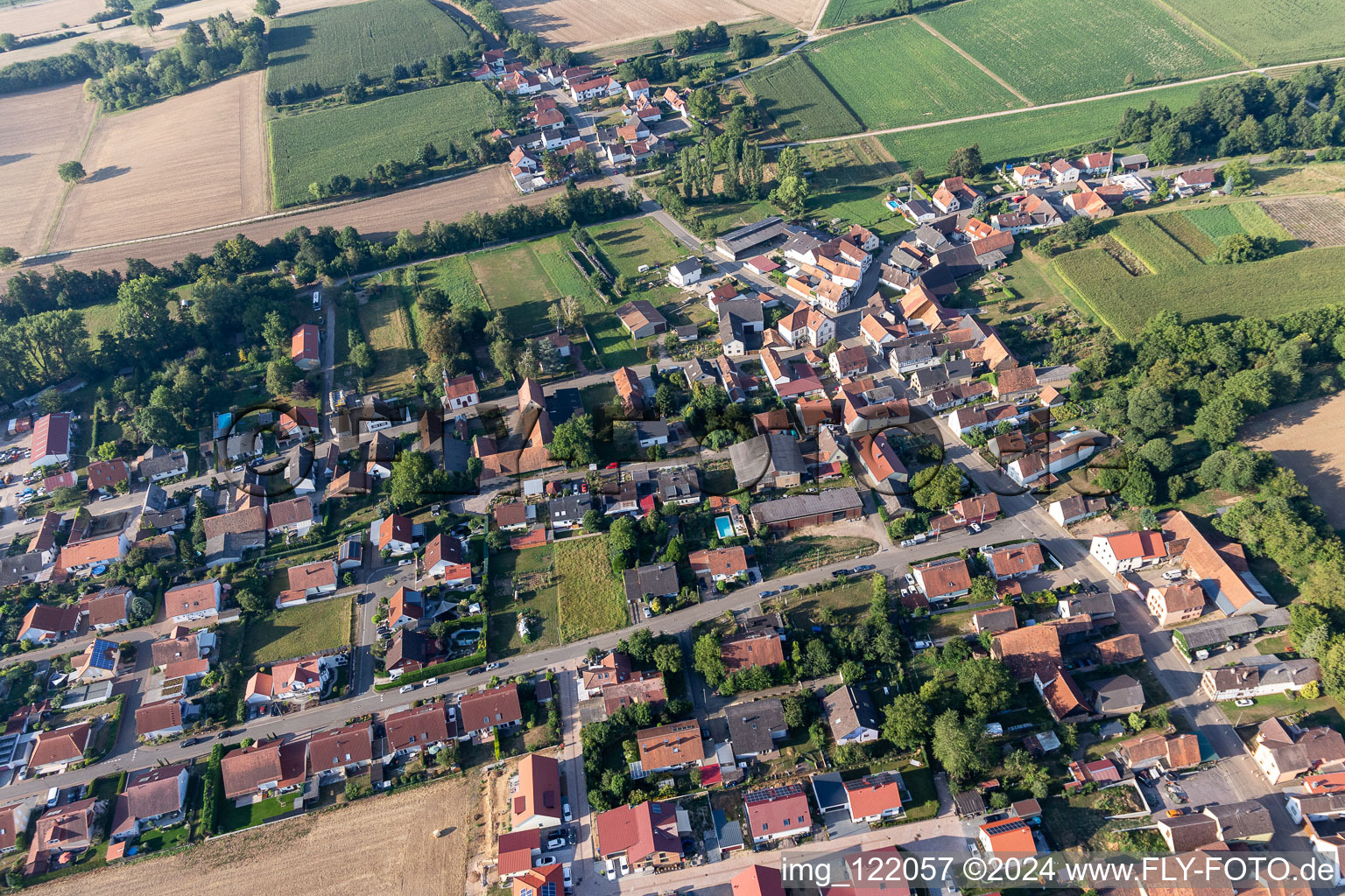 Image drone de Niederotterbach dans le département Rhénanie-Palatinat, Allemagne