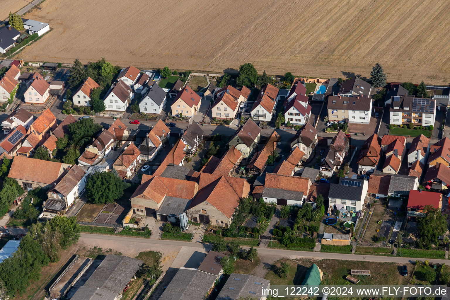 Vue aérienne de Sarrestr à Kandel dans le département Rhénanie-Palatinat, Allemagne